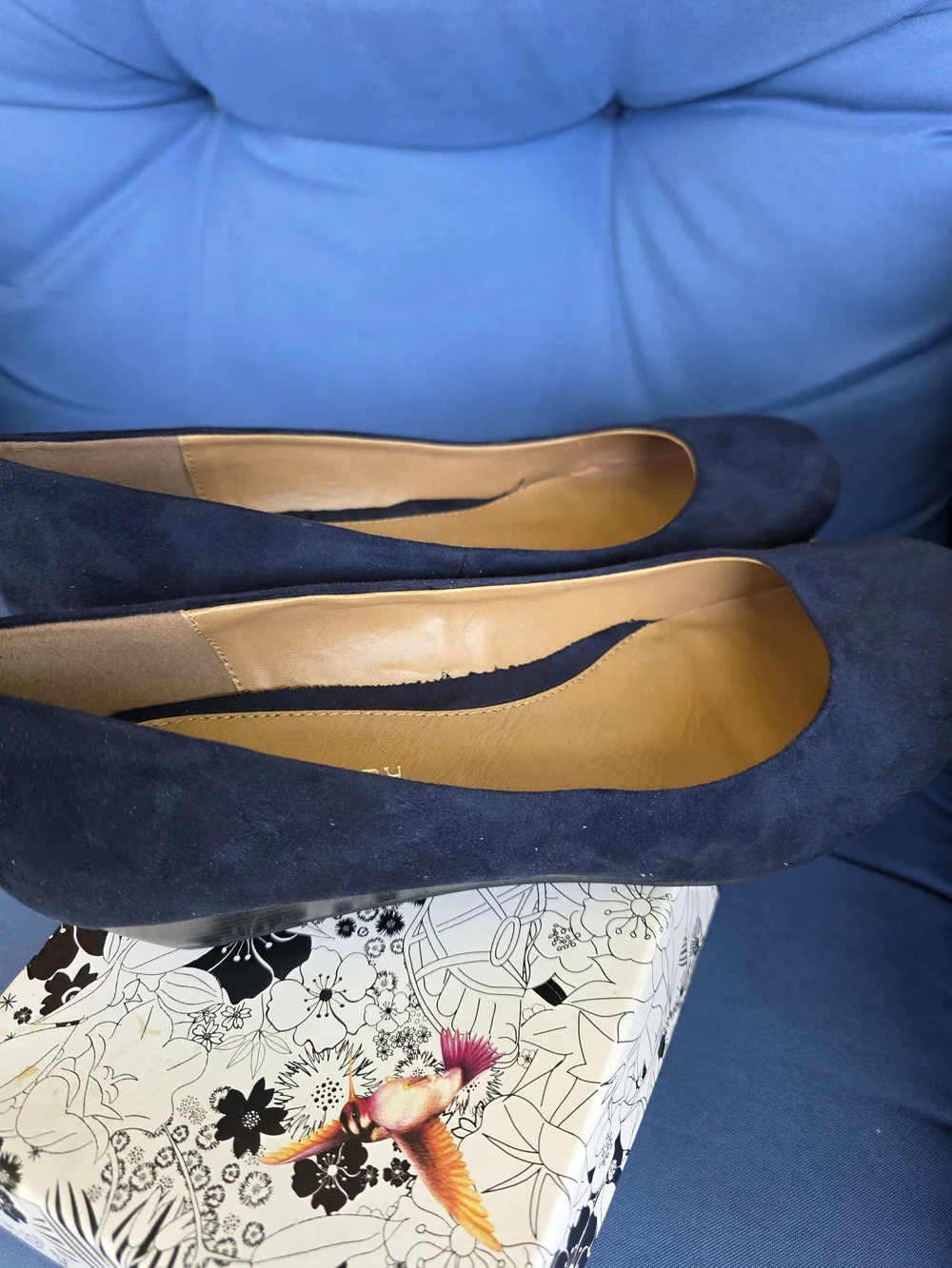 CL by Laundry Navy Suede Wedge Heels New In Box. Size 9.5 Office Chic Comfycore